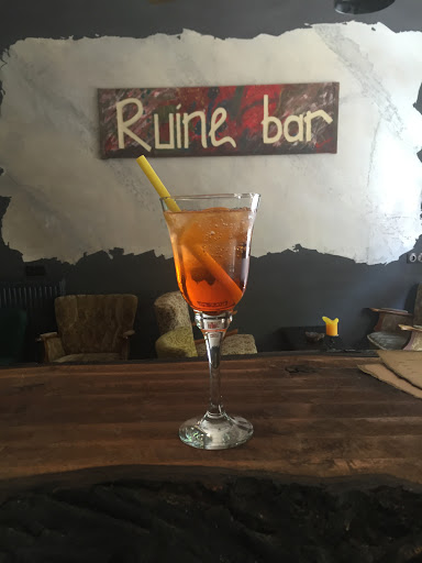 Ruine Bar - Visual
