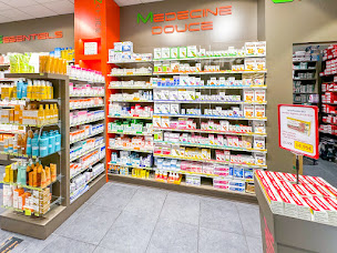 Photo n°19 de Pharmacie Centrale à Joué-les-Tours à Joué-lès-Tours (Pharmacie)
