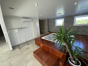 Photo n°2 de Le Millenium à Saint-Alban-Auriolles (Agence de location de maisons de vacances)