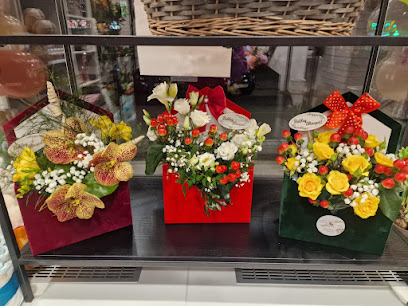 Garden flowers & Surprises Shop Virágüzlet