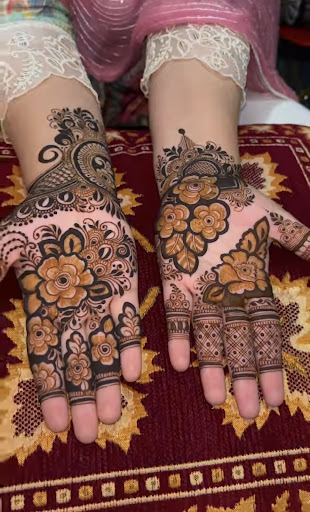 20% offer special offers karwa choth Mehandi Design