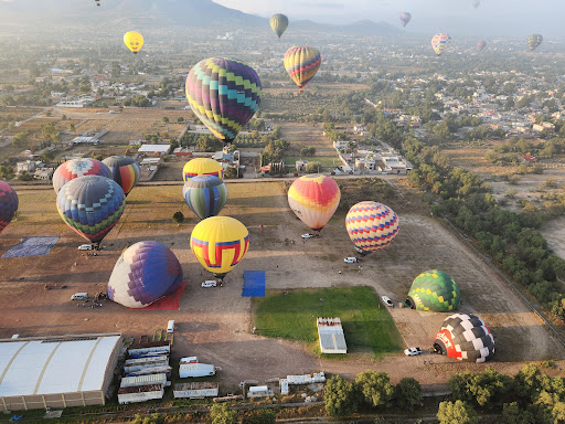 VOLAR EN GLOBO - Thumbnail