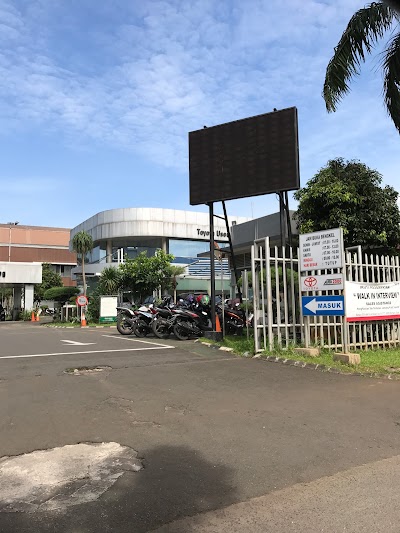 Photos of Auto 2000 Bintaro Jaya
