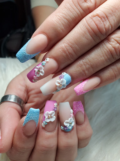 Lolita Fancy Nails Gallery - United States