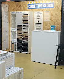 Photo n°1 de Brico Cash Saint Cyprien à Saint-Cyprien (Magasin de poêles à bois)