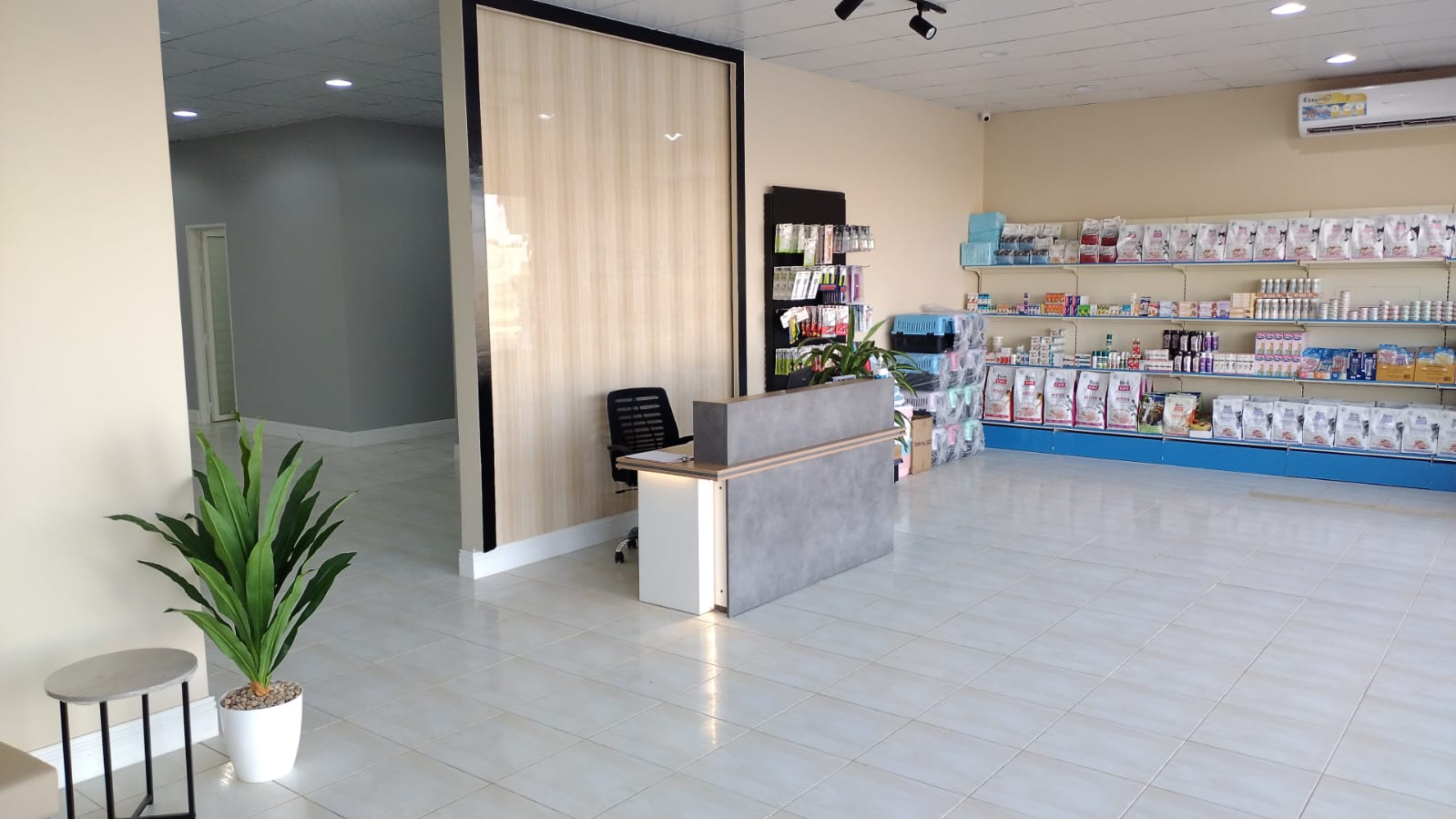 صيدلية الباز الذهبى البيطرية - صورة 2