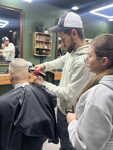 «БРИТВА» BARBERSHOP