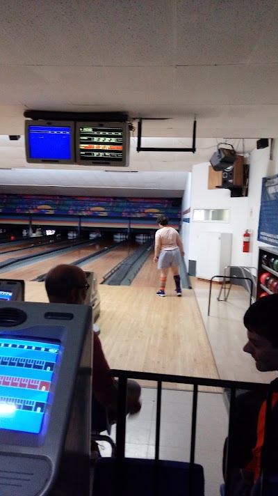 Delmor Bowling Lanes