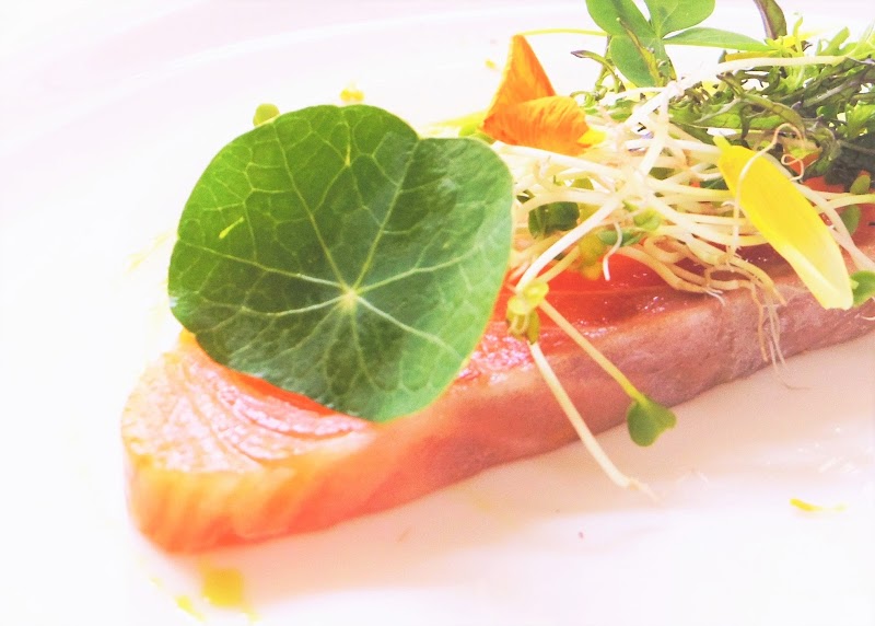 レストラン サレ・ポワヴレ Restaurant Salez et Poivrez