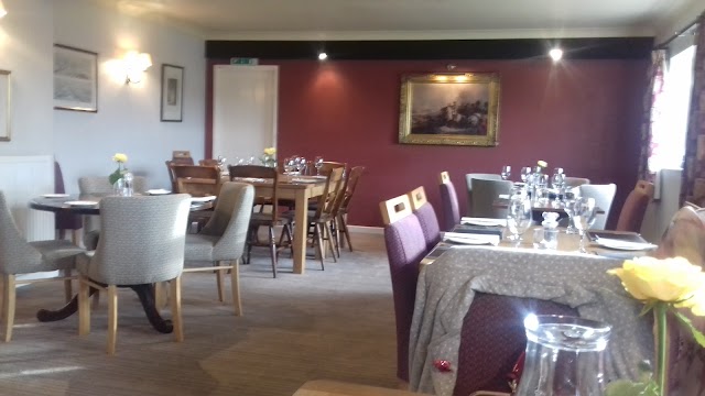 The Wellington Inn Real Ale Pub - Bar Snacks & Restaurant