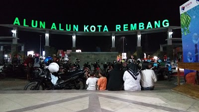 Photos of Alun-Alun Rembang