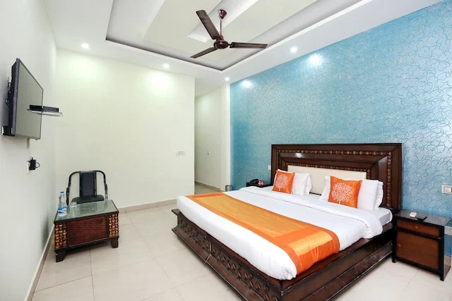 OYO Hotel K K 2