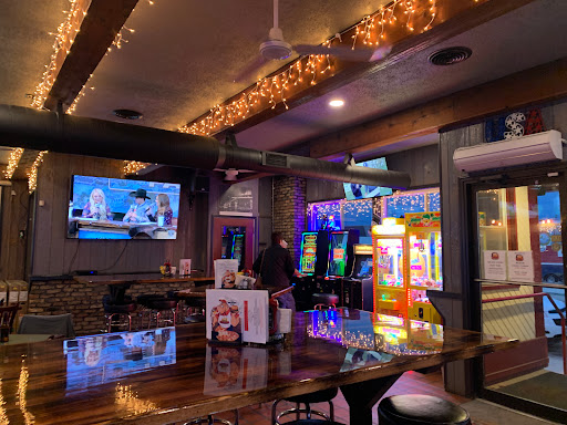 Bubba's Brickyard - Visual