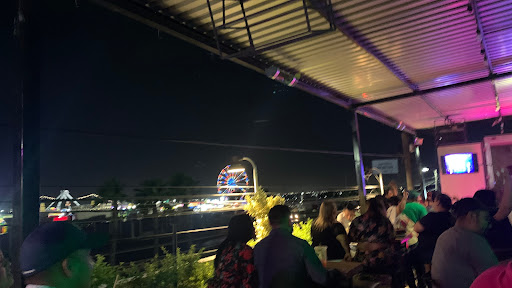 Ricos Bar - Visual