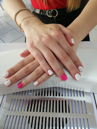 Bianca Beauty Nails - Thumbnail