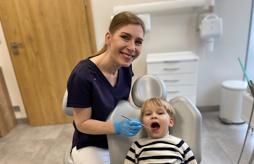 Dental Plus Stomatologia - Dentysta Warszawa Włochy