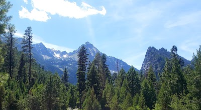 Trapper Creek Trailhead