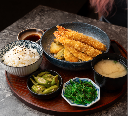 Twenty Five Teishoku House by null