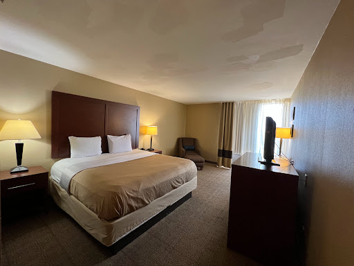 Deluxe Inn Of Plano - Thumbnail