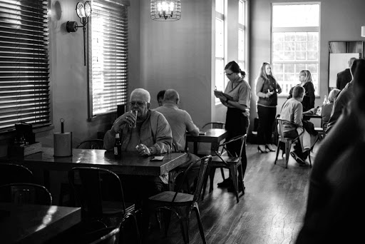 O & E Taphouse