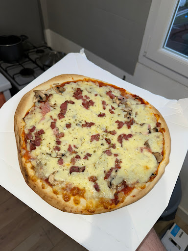 Photo 3 - Pizza Paoli Péaule distributeur