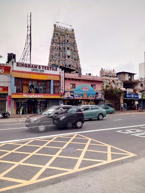 Kathiresan Temple, Author: Ciaran Brooks