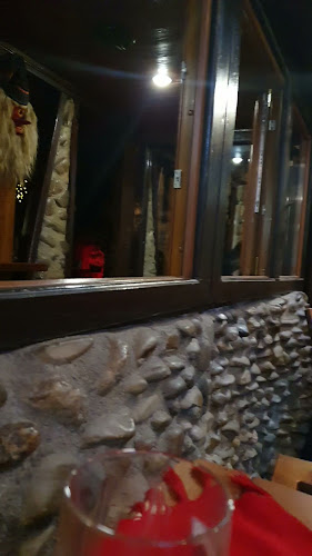 Opinii despre Restaurant HANOVRA în Bacău - Restaurant