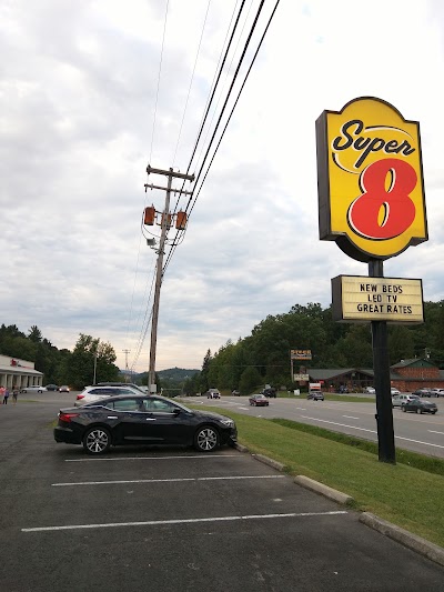 Photos of Super 8 Elkins