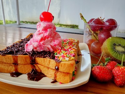 Photos of Pool Penyet Coffee Batok & Serba Penyet