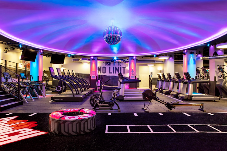 Crunch Fitness - Midtown East by null