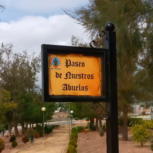 Paseo de Nuestros Abuelos - Thumbnail