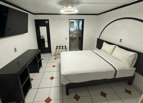 Zapotlan Hotel & Villas - Thumbnail