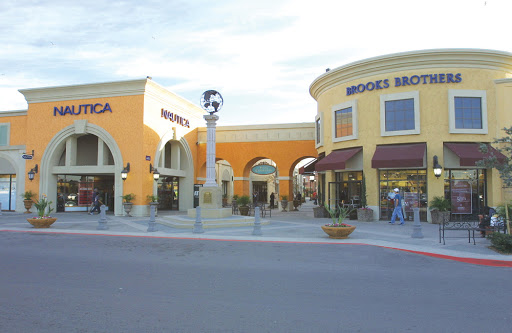 Las Americas Premium Outlets