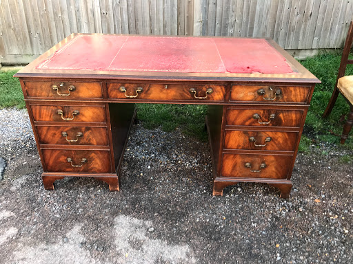 Cherry Antiques - Visual