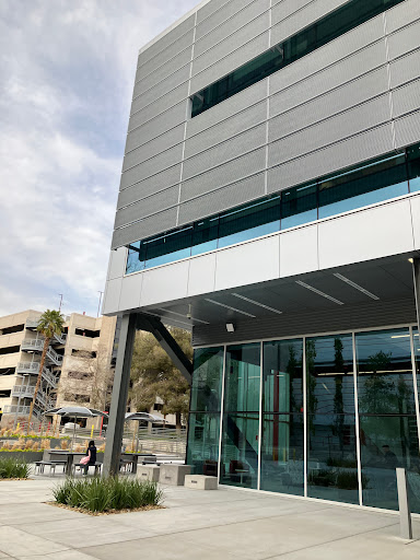Advanced Engineering Building - Visual