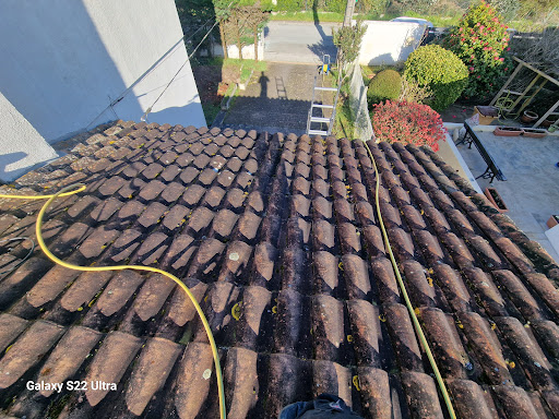 Photo de Czp-Couvreur Zingueur à Libourne (33500)
