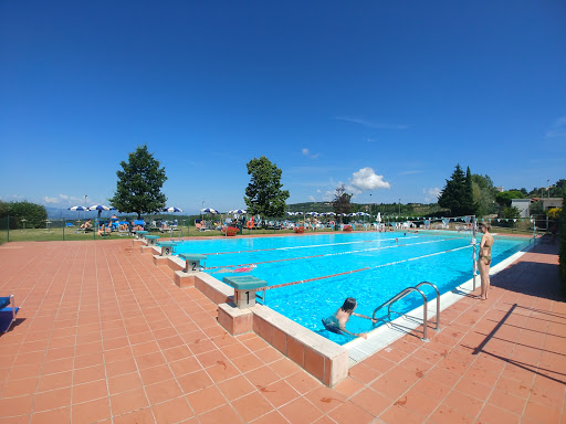 PUBLIC SWIMMING POOL CASTELLINA