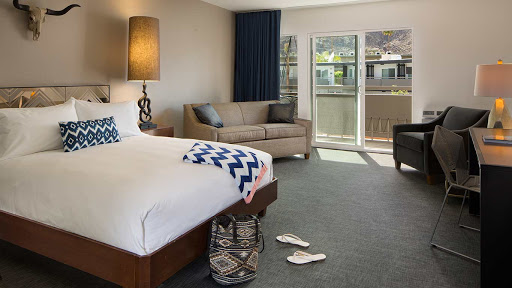 V Palm Springs by null