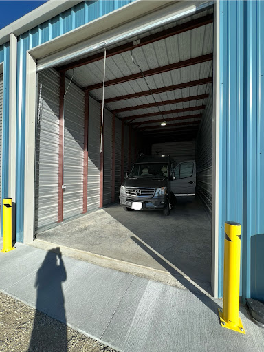 Escape Storage - Visual