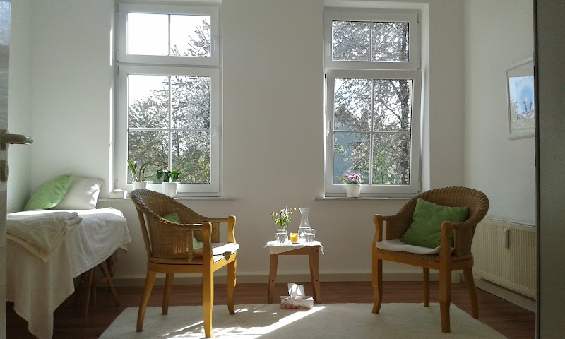 Heilpraxis für Psychotherapie (Trauma Heilung mit Somatic Experiencing)