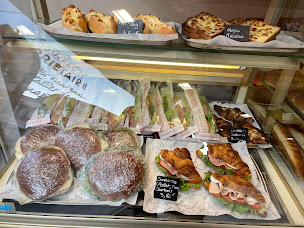 Photo n°3 de Boulangerie À LA BONNE TRADITION à Romilly-sur-Seine (Boulangerie)