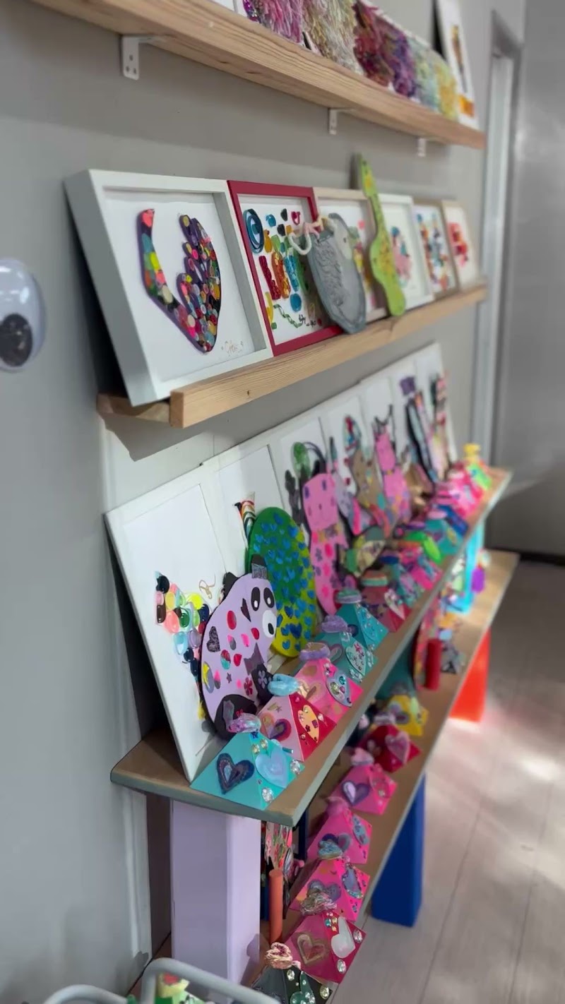 3 art school Horie(スリーアートスクール堀江本校）