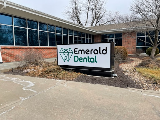 Emerald Dental