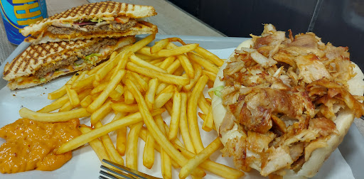 Photo 3 - TOP SANDWICH BEAUCHAMP