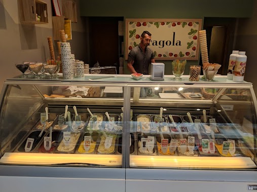 Fragola Gelateria, Author: Charles Haynes