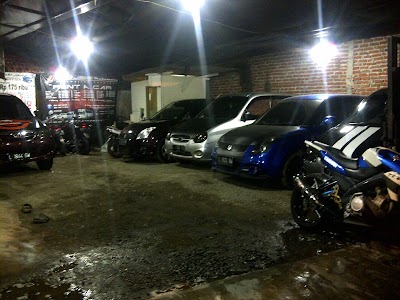 Photos of INDO JAVA Mahameru Rent A Car