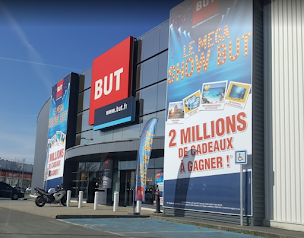 Photo n°21 de BUT à Sainte-Geneviève-des-Bois (Magasin de canapés)