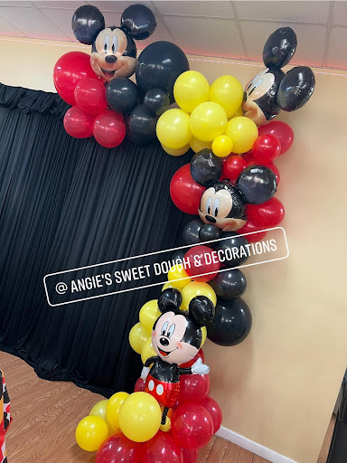Angie's Sweet Dough & Decorations - Thumbnail
