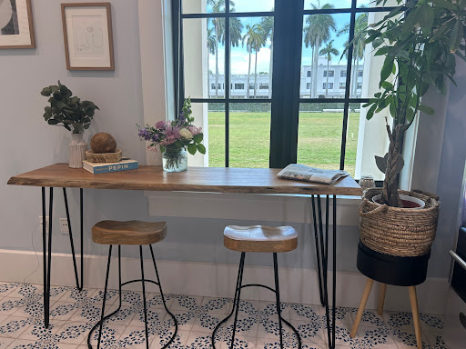 Seaview Cafe - Visual