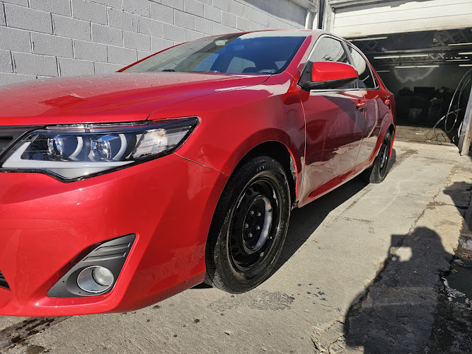 L & A Auto Body Shop